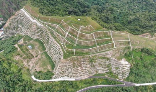 【廣東省獲獎】水徑余泥渣土受納場高邊坡治理工程勘查設(shè)計